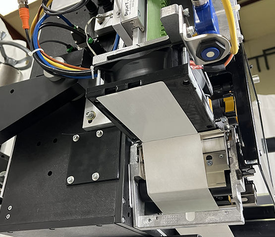 5911 Compact Label Print and Apply | FOX IV